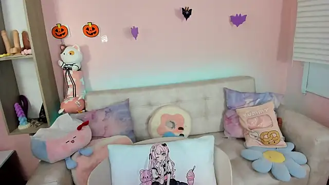 Snapshot of tinysara chatting on 10-05-25, 04:27 tinysara online show from 10-05-25, 04:27