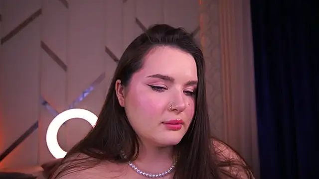 CuteAmberr online show from 01-17-25, 05:53