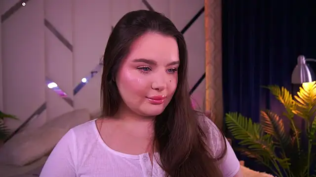 CuteAmberr online show from 10-12-25, 11:48