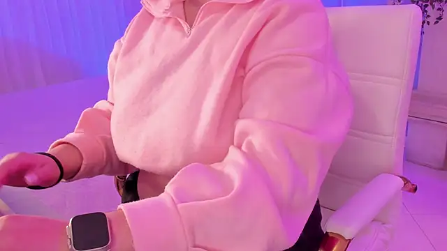 scarlet miller1 online show from 11-26-25, 12:28