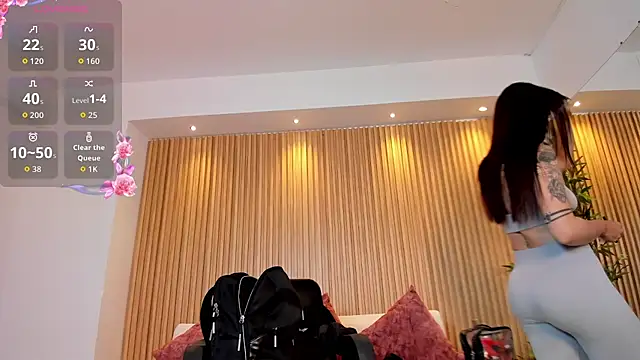 charlottewhitte online show from 02-12-26, 11:16