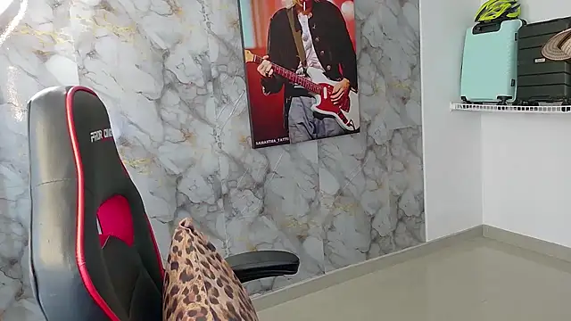 Snapshot of samantha_tattu chatting on 09-30-25, 09:53 samantha tattu online show from 09-30-25, 09:53