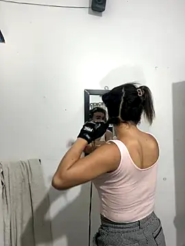 Snapshot of vicodollx chatting on 10-05-25, 08:18 vicodollx online show from 10-05-25, 08:18