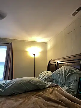 Snapshot of QueenNuttCollector chatting on 12-28-24, 06:18 QueenNuttCollector online show from 12-28-24, 06:18