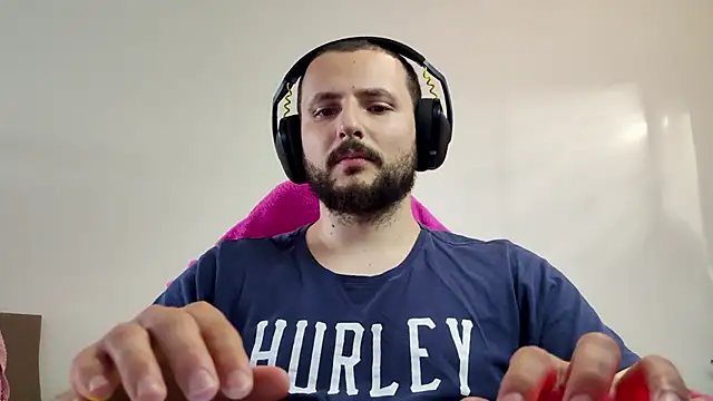 iurytx online show from 11-25-25, 08:42