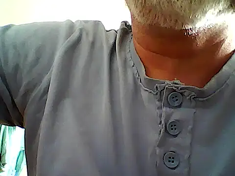 Snapshot of xcimeru chatting on 02-14-25, 12:25 xcimeru online show from 02-14-25, 12:25