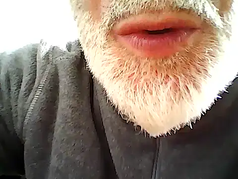 Snapshot of xcimeru chatting on 03-05-25, 12:00 xcimeru online show from 03-05-25, 12:00