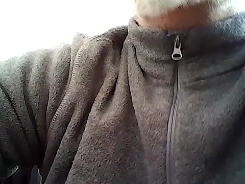 Snapshot of xcimeru chatting on 03-05-25, 05:18 xcimeru online show from 03-05-25, 05:18