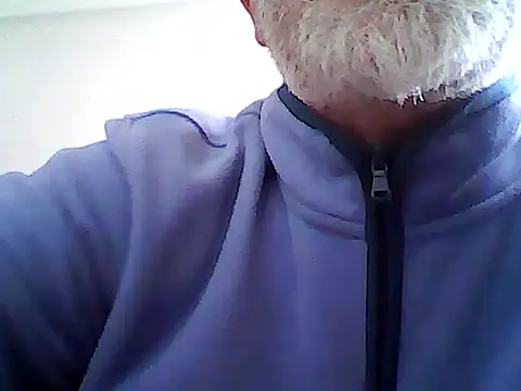 Snapshot of xcimeru chatting on 03-18-25, 07:30 xcimeru online show from 03-18-25, 07:30