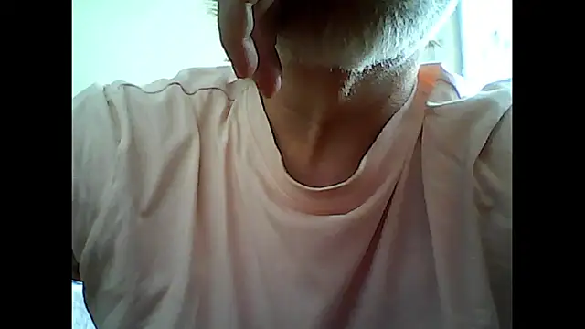 Snapshot of xcimeru chatting on 09-09-25, 07:52 xcimeru online show from 09-09-25, 07:52