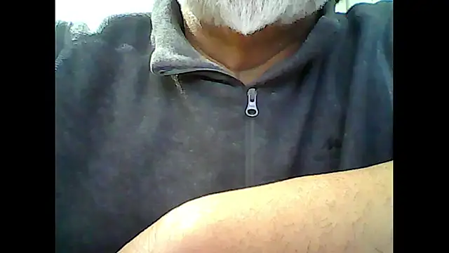 Snapshot of xcimeru chatting on 09-15-25, 05:40 xcimeru online show from 09-15-25, 05:40