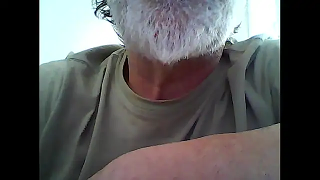 Snapshot of xcimeru chatting on 09-17-25, 03:35 xcimeru online show from 09-17-25, 03:35