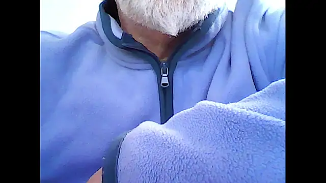 Snapshot of xcimeru chatting on 10-04-25, 03:43 xcimeru online show from 10-04-25, 03:43