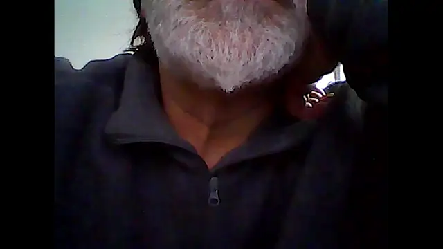 Snapshot of xcimeru chatting on 10-15-25, 07:08 xcimeru online show from 10-15-25, 07:08