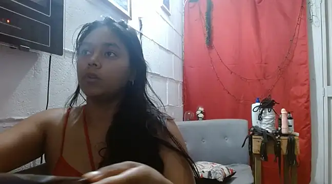 Chiara petterson online show from 01-25-25, 05:18