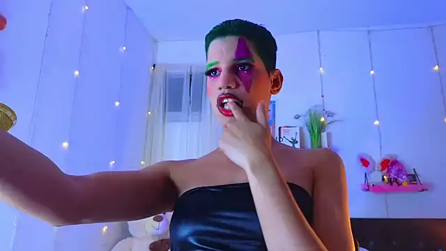 Ariel Femboy  online show from 10-23-25, 03:28