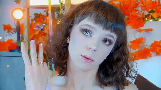 ElisabethDavis online show from 11-16-25, 03:17