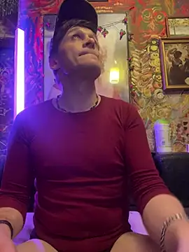 Snapshot of BarryKingsman chatting on 02-24-25, 08:36 BarryKingsman online show from 02-24-25, 08:36