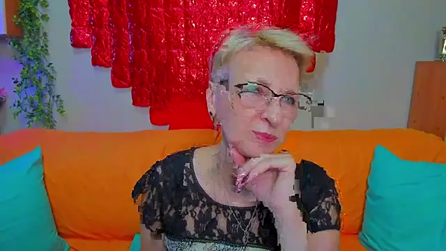 iamyourdream89 online show from 02-17-26, 04:24