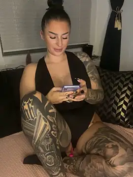 Mia-Bremer online show from 01-05-25, 07:39