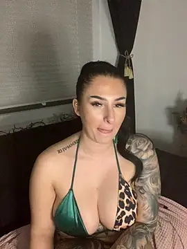 Mia-Bremer online show from 03-06-25, 12:00