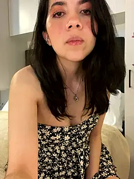 Snapshot of saori_10 chatting on 12-09-24, 01:18 saori 10 online show from 12-09-24, 01:18