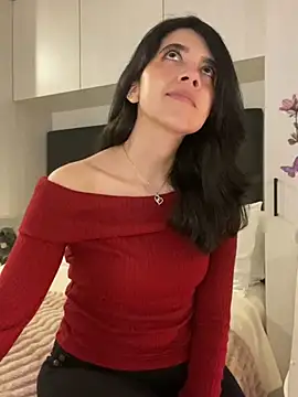 Snapshot of saori_10 chatting on 01-03-25, 11:35 saori 10 online show from 01-03-25, 11:35