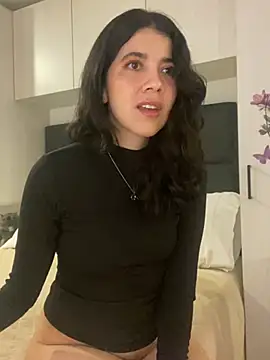 Snapshot of saori_10 chatting on 01-26-25, 05:56 saori 10 online show from 01-26-25, 05:56