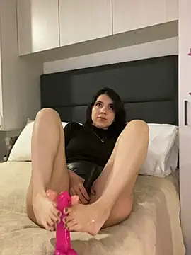 Snapshot of saori_10 chatting on 02-02-25, 06:15 saori 10 online show from 02-02-25, 06:15