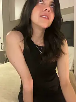 Snapshot of saori_10 chatting on 02-03-25, 05:29 saori 10 online show from 02-03-25, 05:29