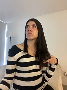 Snapshot of saori_10 chatting on 09-30-25, 08:36 saori 10 online show from 09-30-25, 08:36