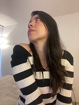 Snapshot of saori_10 chatting on 10-20-25, 10:32 saori 10 online show from 10-20-25, 10:32