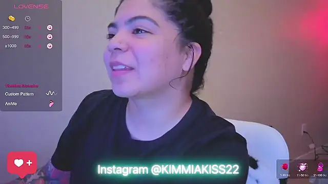 Snapshot of kimmiakiss22 chatting on 01-27-25, 11:54 kimmiakiss22 online show from 01-27-25, 11:54
