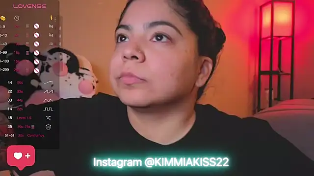 Snapshot of kimmiakiss22 chatting on 02-07-25, 04:27 kimmiakiss22 online show from 02-07-25, 04:27
