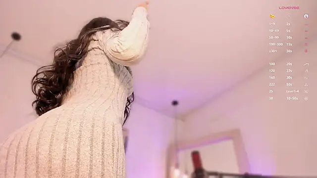 Snapshot of amatiista_12 chatting on 03-13-25, 12:37 amatiista 12 online show from 03-13-25, 12:37