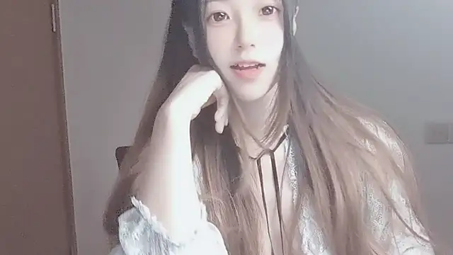 VaerySaenz online show from 10-06-25, 03:37