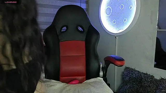 natasha logan  online show from 02-27-26, 04:34