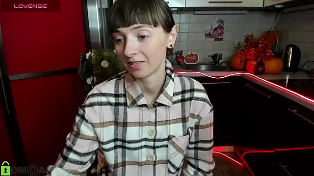 TayanaJons online show from 11-04-25, 08:02