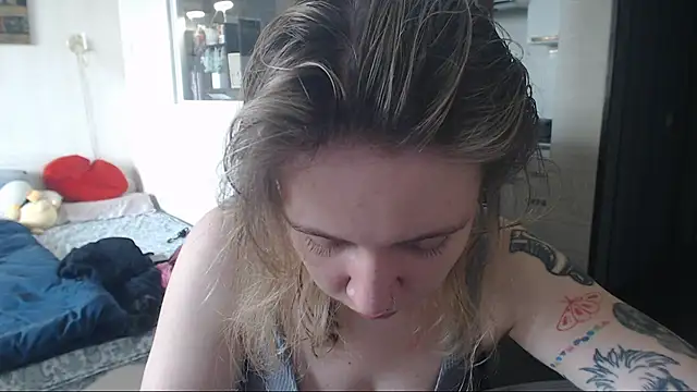 amanda kiss kiss online show from 03-11-25, 10:18