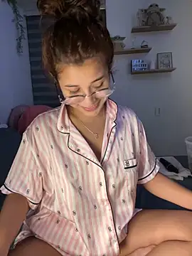 crystal bunny7 online show from 12-09-24, 12:23