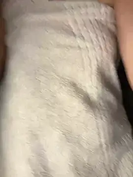 crystal bunny7 online show from 12-28-24, 08:16