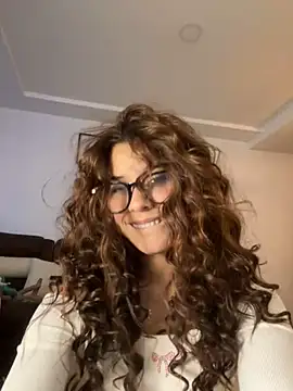 crystal bunny7 online show from 01-05-25, 10:40