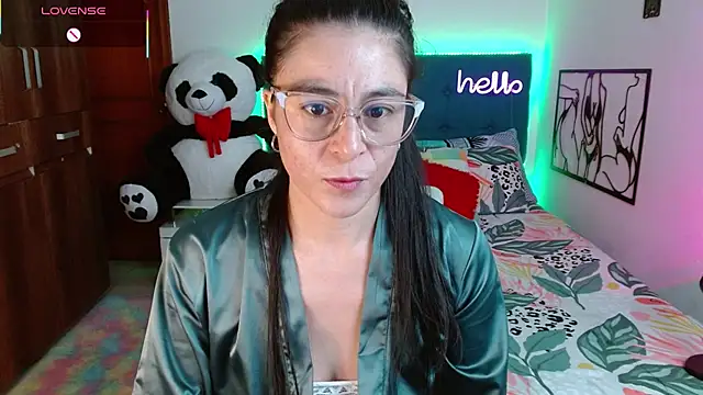 Snapshot of antonella_sweet33 chatting on 01-11-26, 10:15 antonella sweet33 online show from 01-11-26, 10:15
