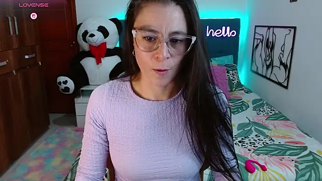 Snapshot of antonella_sweet33 chatting on 01-16-26, 08:35 antonella sweet33 online show from 01-16-26, 08:35