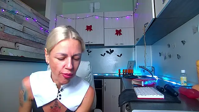 Snapshot of Skinny_Nally chatting on 01-07-26, 01:19 Skinny Nally online show from 01-07-26, 01:19