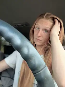 GoldenFlameGoddess online show from 10-25-25, 07:08