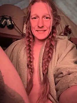 GoldenFlameGoddess online show from 11-10-25, 03:00