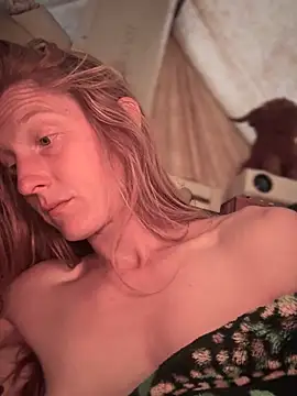 GoldenFlameGoddess online show from 11-25-25, 03:23