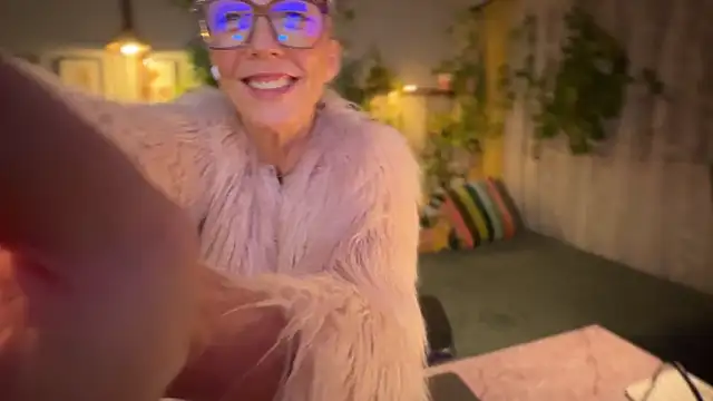 sunniedayz  online show from 11-21-25, 01:32