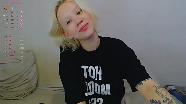 amelia lye online show from 12-16-25, 04:45